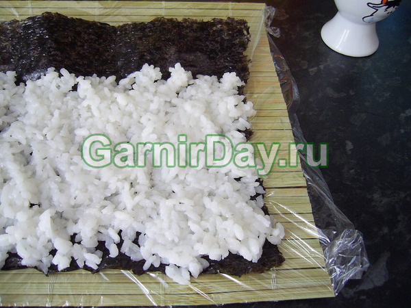Рис для суши и роллов с заправкой из сушеных водорослей «Нори»