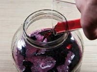 Вино из красной рябины в домашних условиях -5 простых рецептов с фото пошагово