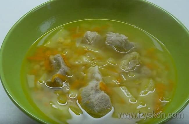 надеемся, вам понравился наш простой рецепт горохового супа с мясом.