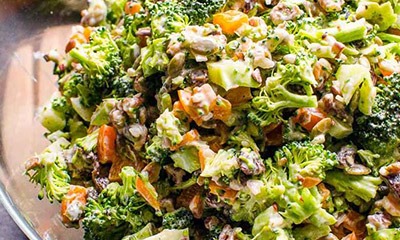 zdorovyj-salat-iz-brokkoli