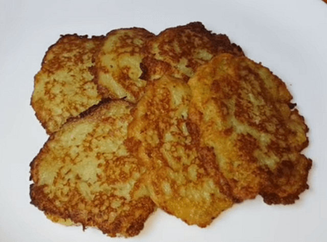 Картофельные драники – простые и вкусные рецепты на сковороде