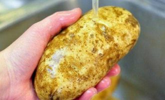 как запечь картошку в микроволновке фото 2