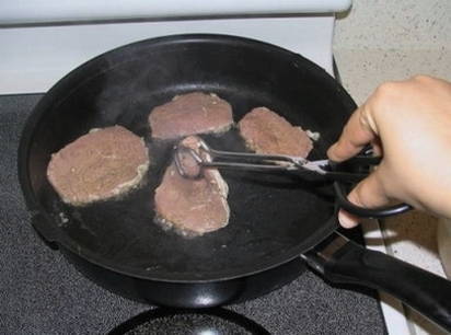 Стейк из свинины – ТОП рецептов на сковороде с пошаговыми фото