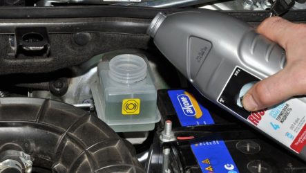 Советы по выбору тормозной жидкости для автомобиля