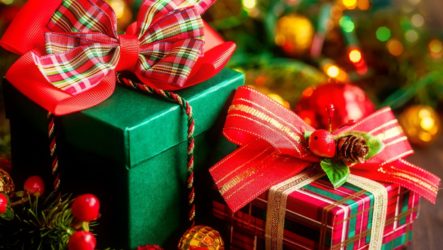 Советы по правильному выбору новогодних подарков для детей