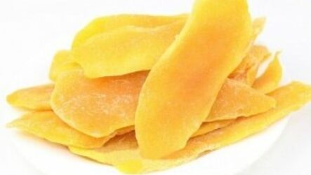 Сушеное манго: польза и вред для организма, состав и калорийность