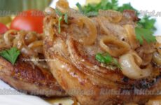 Что такое свиной антрекот: вкусные рецепты на сковороде и в духовке