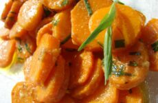 Тушеная морковь — как готовить в мультиварке или сковородке с луком, яблоками, сливками и черносливом